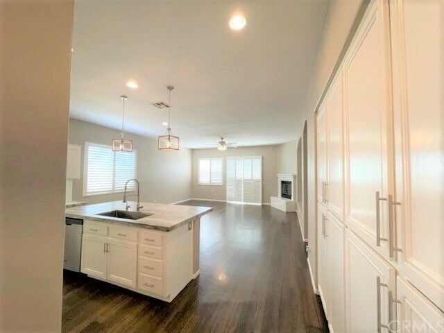 Building Photo - 34206 Pinehurst Dr