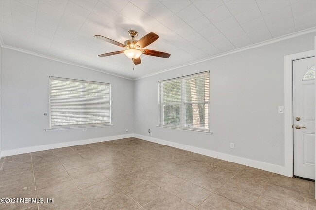 Building Photo - 6643 Greenfern Ln