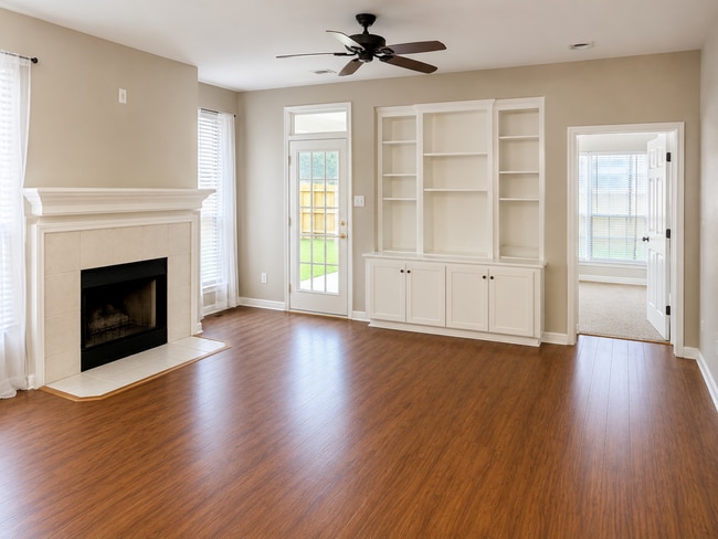 Building Photo - "Charming 3-Bedroom Retreat with Cozy Fireplace in College Station – 1485 Sq. Ft. of Comfort!"