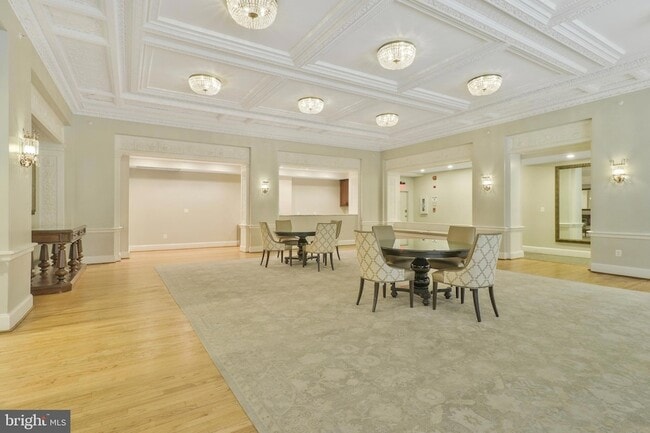 Building Photo - 1701 16th St NW