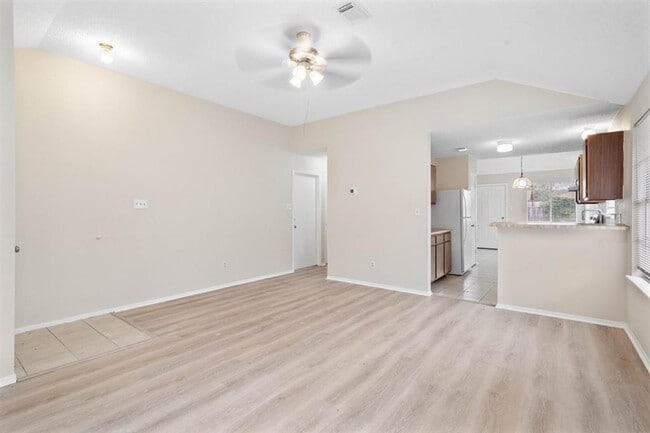 Building Photo - 23302 Summer Pine Dr