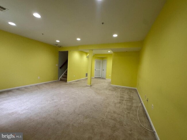 Building Photo - 11854 Skylark Rd
