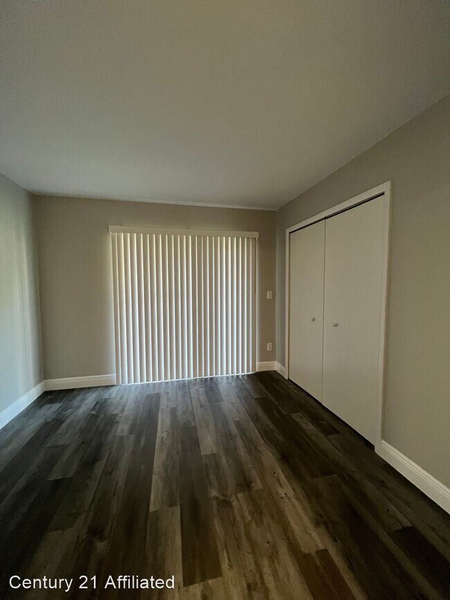 Building Photo - 1 br, 1 bath House - 7108 Waterside Dr.