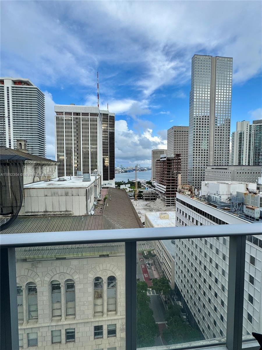 Building Photo - 151 SE 1st St