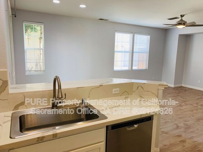 Building Photo - 140 Vento Ct