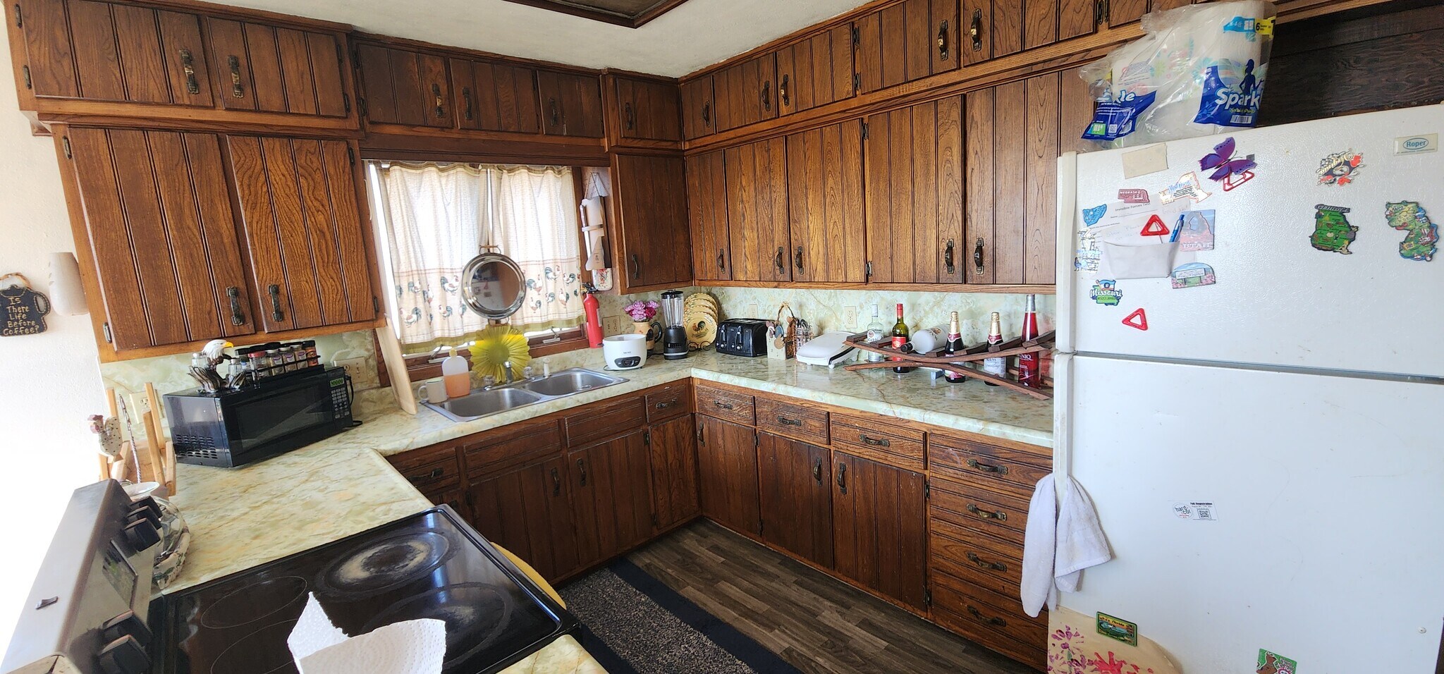 Building Photo - 807 Chicago St