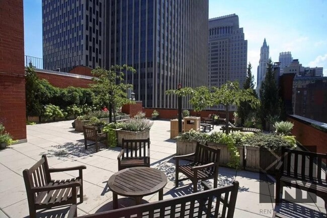 Building Photo - 2 bedroom in NEW YORK NY 10013