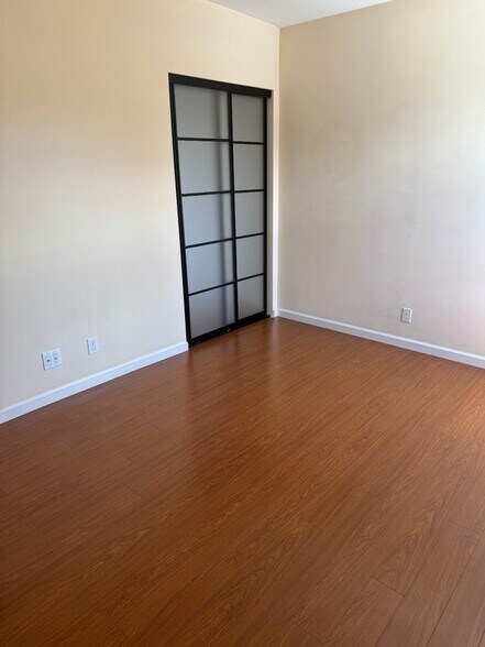 Building Photo - 1425 7th St