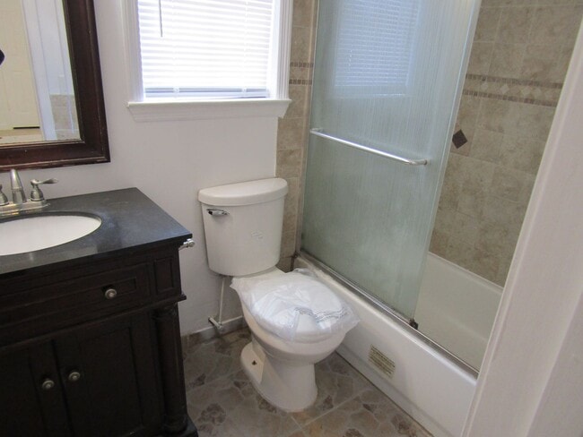 Building Photo - 1087 Desert Shield St