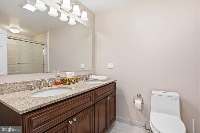 Building Photo - 244 Mathers Rd