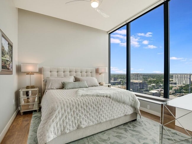 Building Photo - 210 Lavaca St