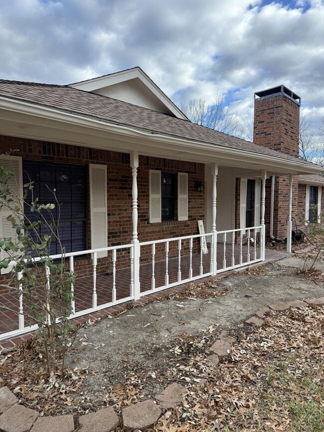 Building Photo - 5410 Deep Canyon Dr