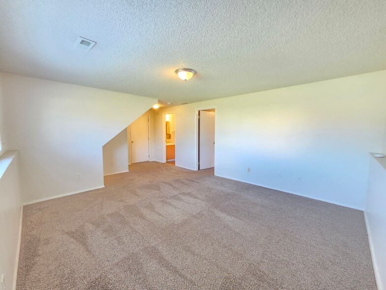 Building Photo - 1707 N Glenn Ct