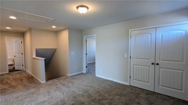 Building Photo - 405 Sonoma Ct