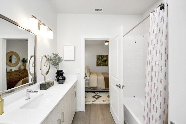 Building Photo - 22018 Lesley Grv Ln