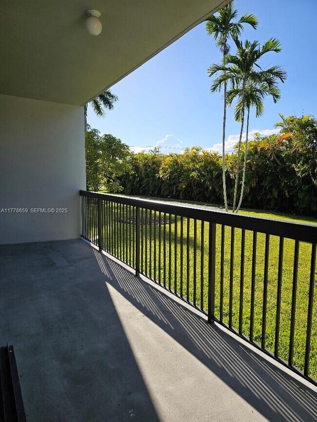 Building Photo - 1301 NE 7th St