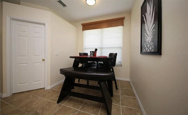 Building Photo - 5324 Cottonwood Tree Cir