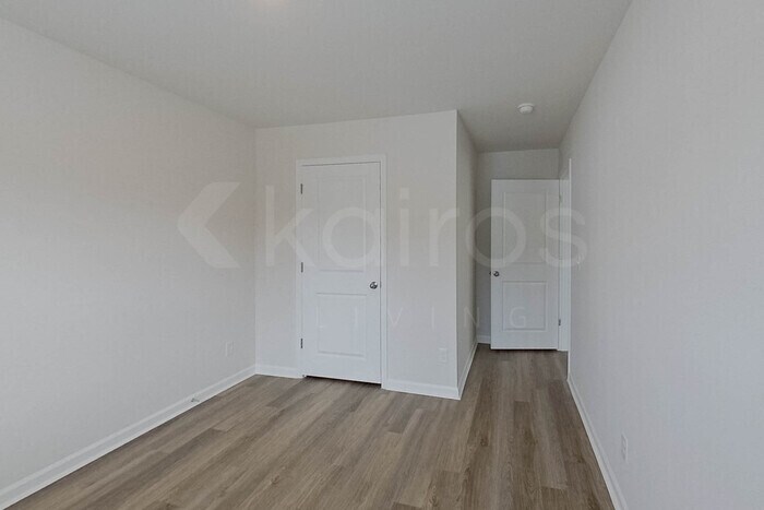 Building Photo - 115 Overstreet Way