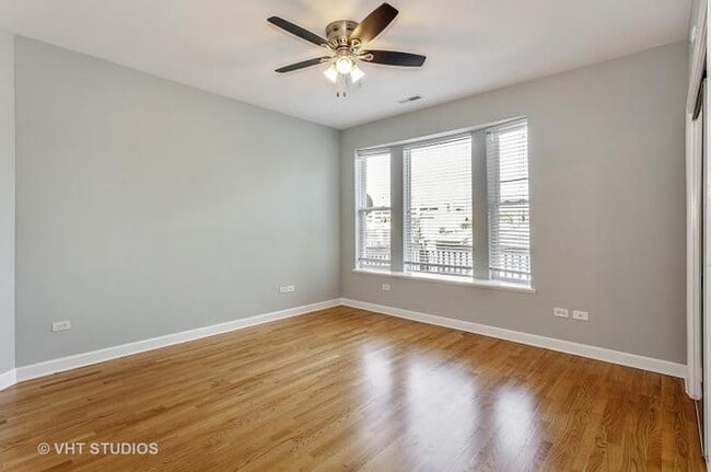 Building Photo - 4936 S Champlain Ave