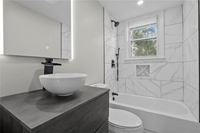 Building Photo - 47 Andover St