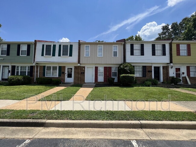 Building Photo - 307 Cedarwood Rd