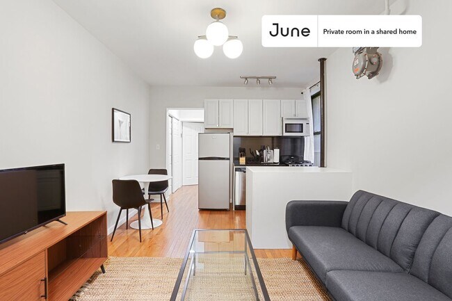 Building Photo - Room in Shared 2 bed/1 bath home in East Harlem