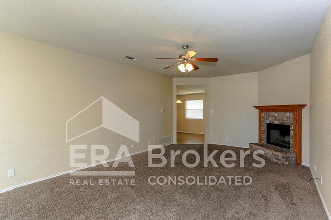 Building Photo - 3509 Lorena Dr