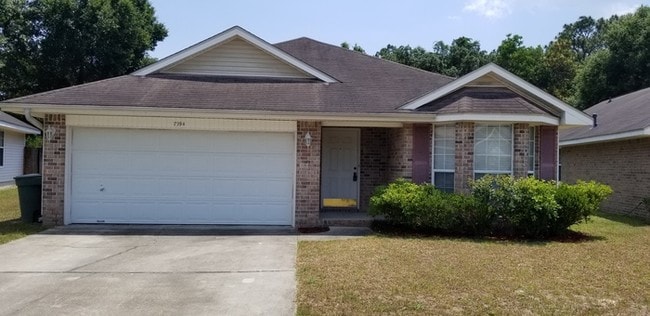 Primary Photo - Beautiful 3-Bedroom near Corry Station