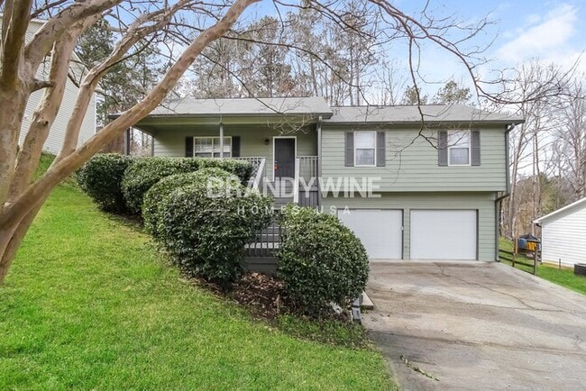 Building Photo - 230 Brookside Dr