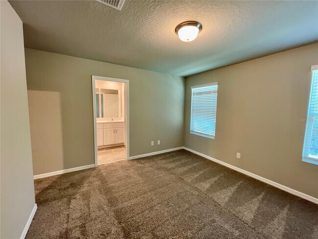 Building Photo - 1574 Grand Rue Dr