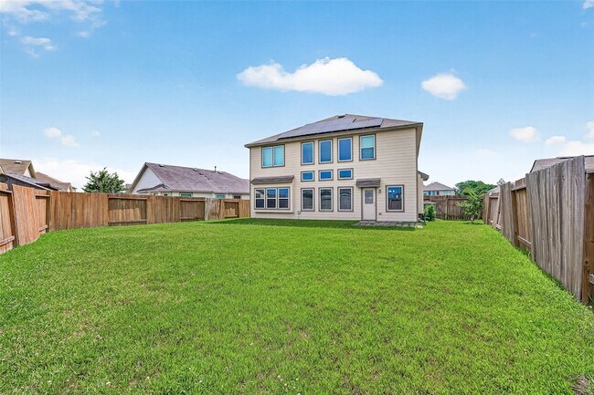 Building Photo - 6803 Alamitos Ct