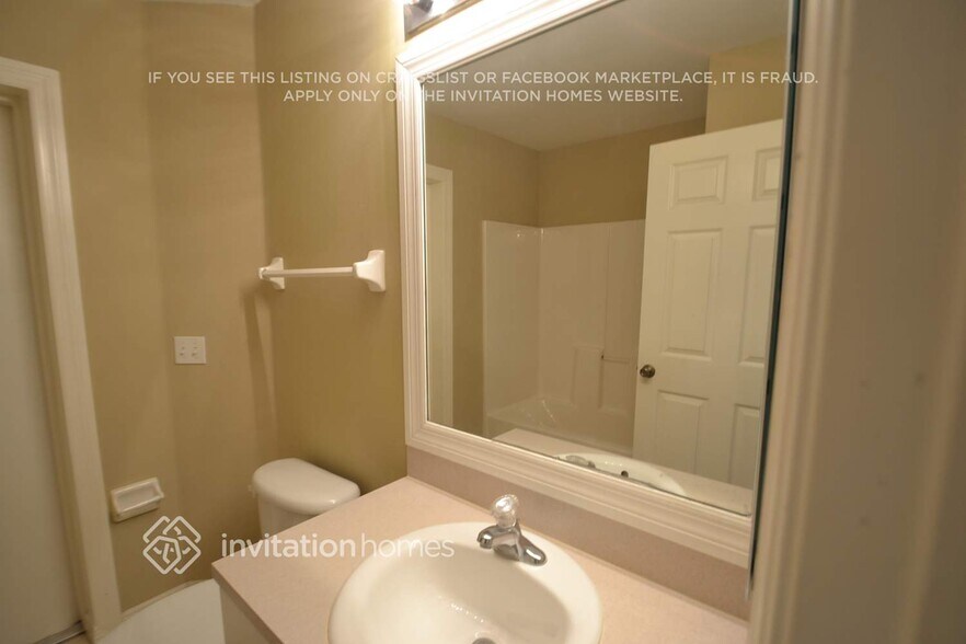 Building Photo - 3932 Everglades Terrace