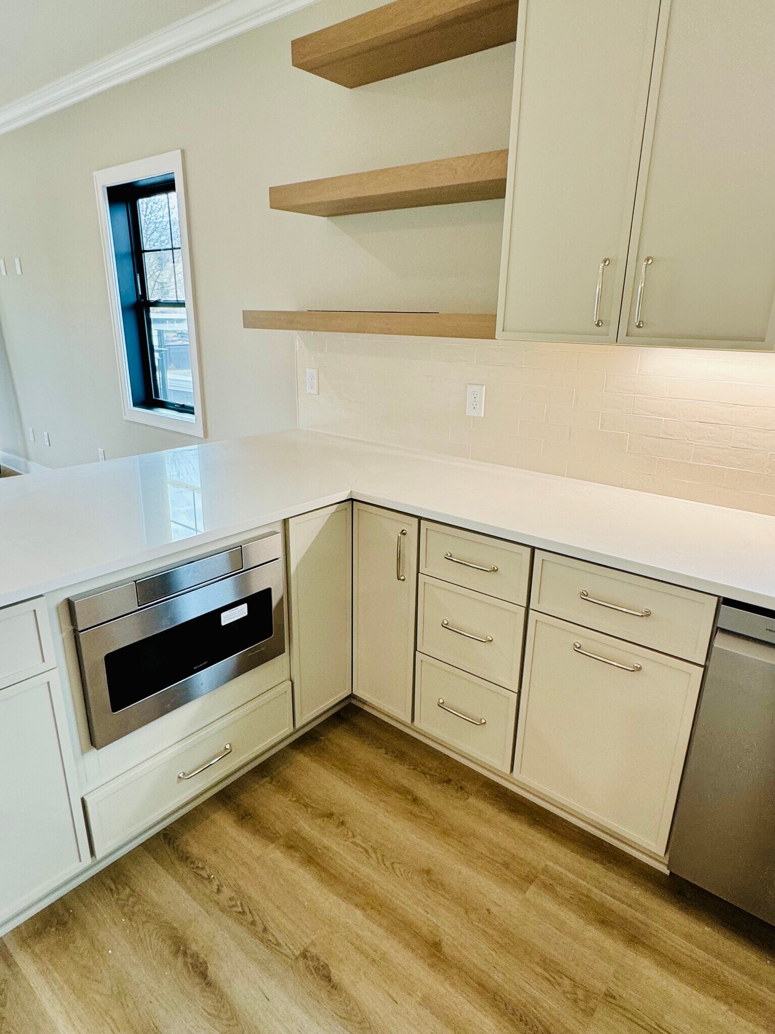 Building Photo - 117 W Wisconsin Ave