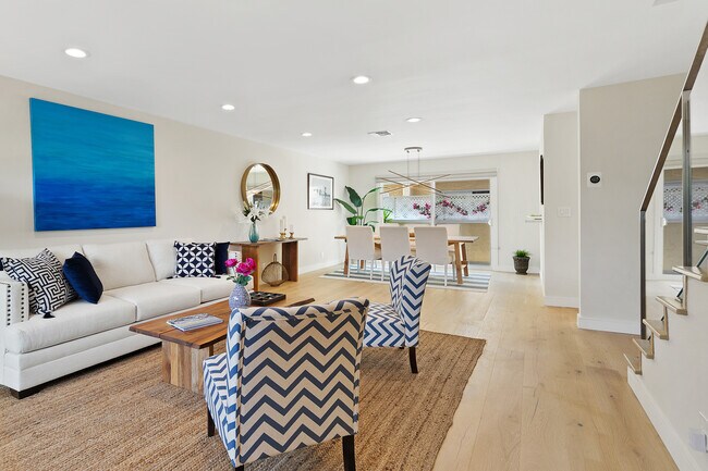 Living to Dining and Pvt Garage - 1244 18th St