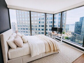 Building Photo - 99 Hudson St