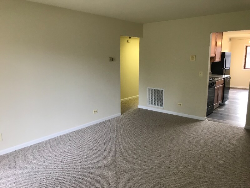 Building Photo - 773 Lippert Ln