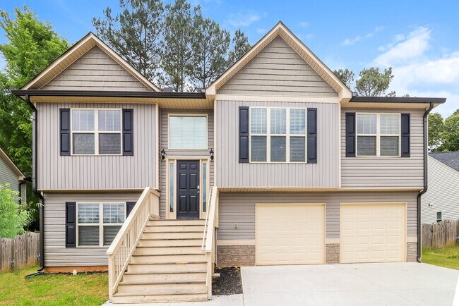 Building Photo - 223 Comet Ct