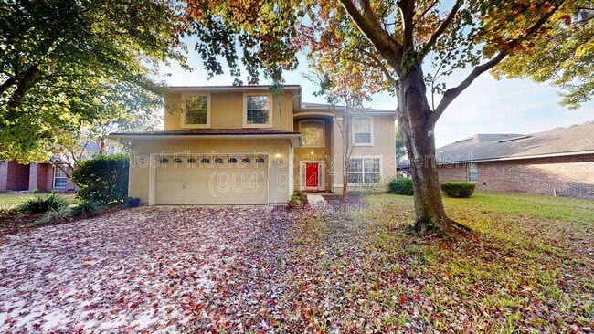 Building Photo - 281 Village Green Ave