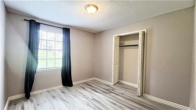Building Photo - 4606 Mandalay Dr