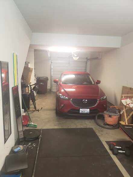 Building Photo - 1207 Wood St