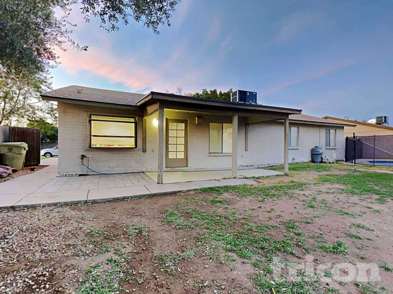 Building Photo - 6431 W Hatcher Rd