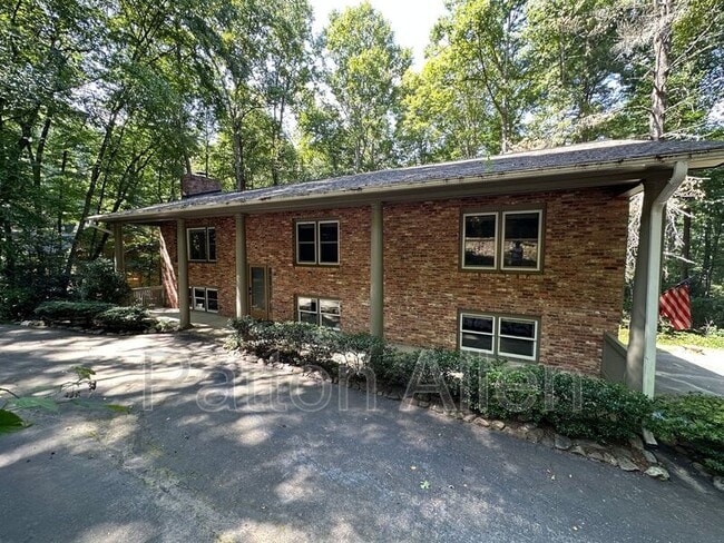 Building Photo - 9 Ravenwood Ln
