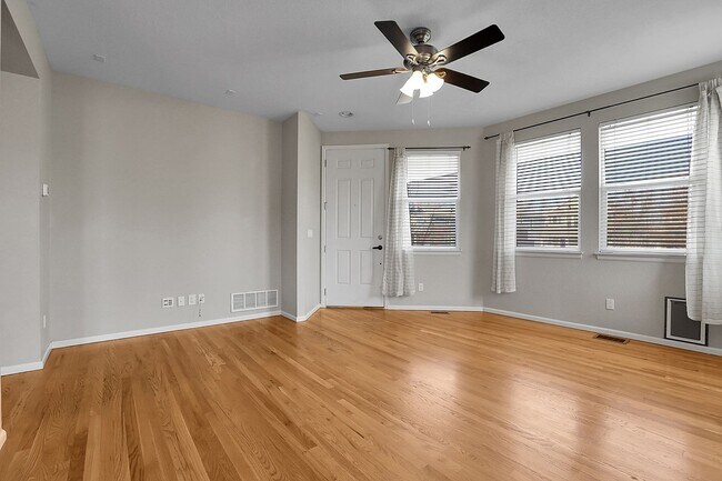 Building Photo - Central Park HOUSE for rent! 2 BLOCKS TO STANLEY MARKETPLACE