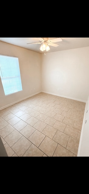 Building Photo - 1712 Ridgefield Ave