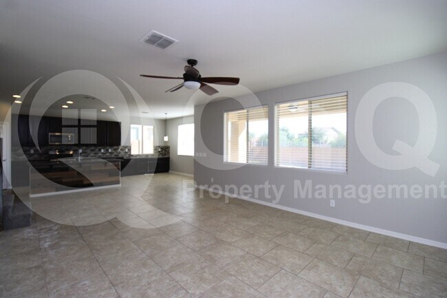 Building Photo - 13153 W Lariat Ln