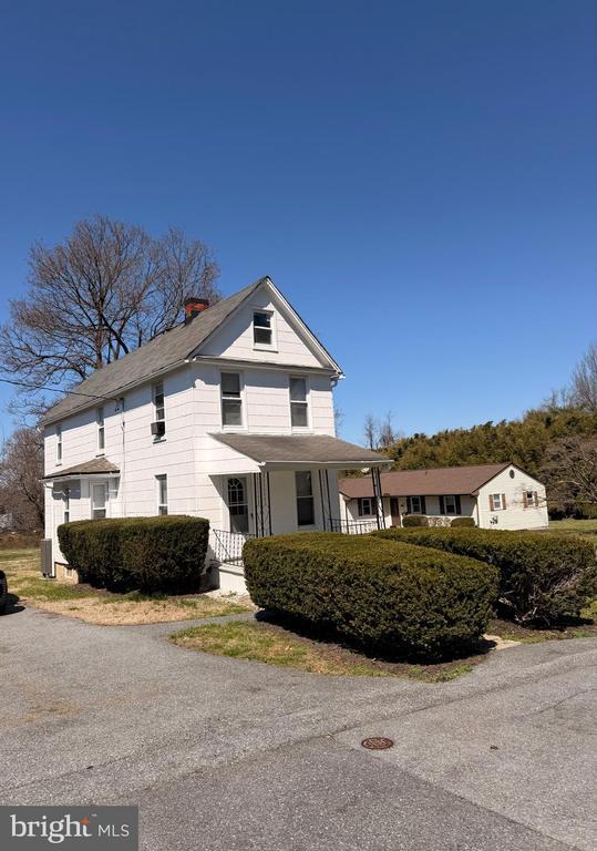 Building Photo - 15 Wolf Ave