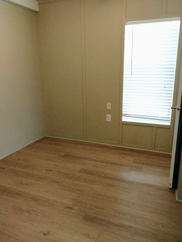 Building Photo - 5510 Lavey Ln