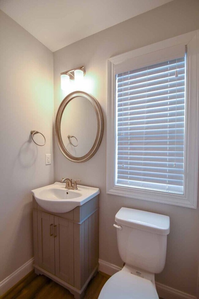 Building Photo - HOUSE FOR RENT 2319 GREAT LAUREL COURT