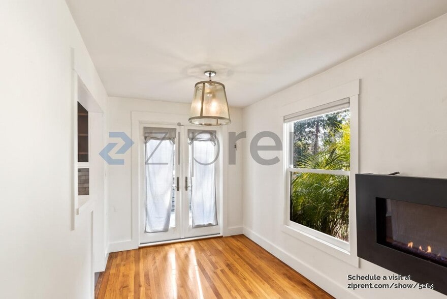 Building Photo - 321 63rd St