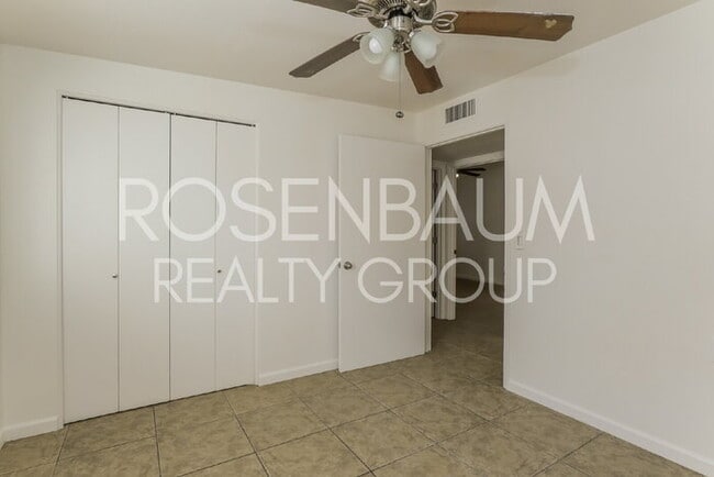 Building Photo - 1417 E Fort Lowell Rd